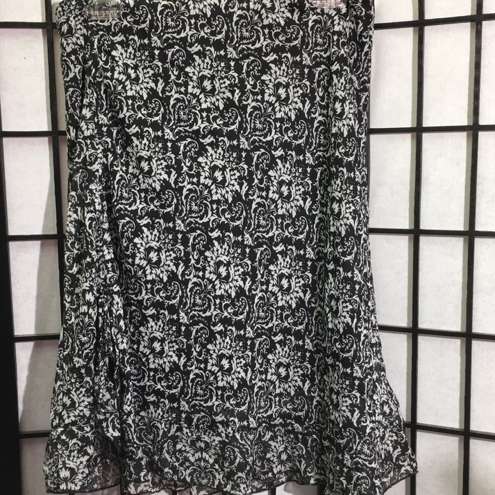 Script Skirt Size M